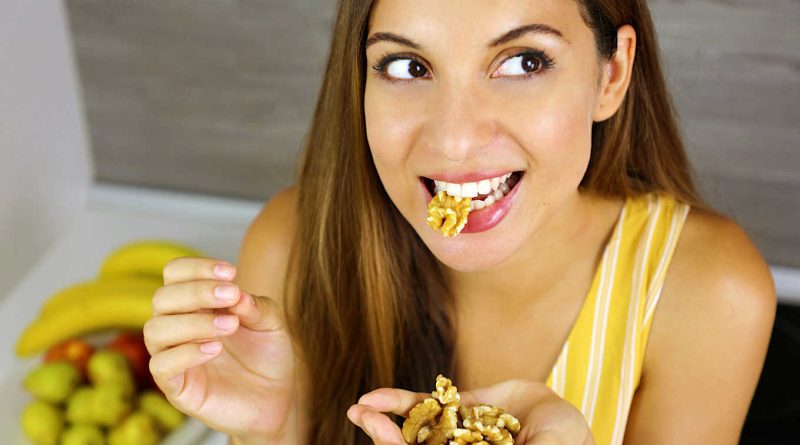 Will you gain weight if you eat nuts?